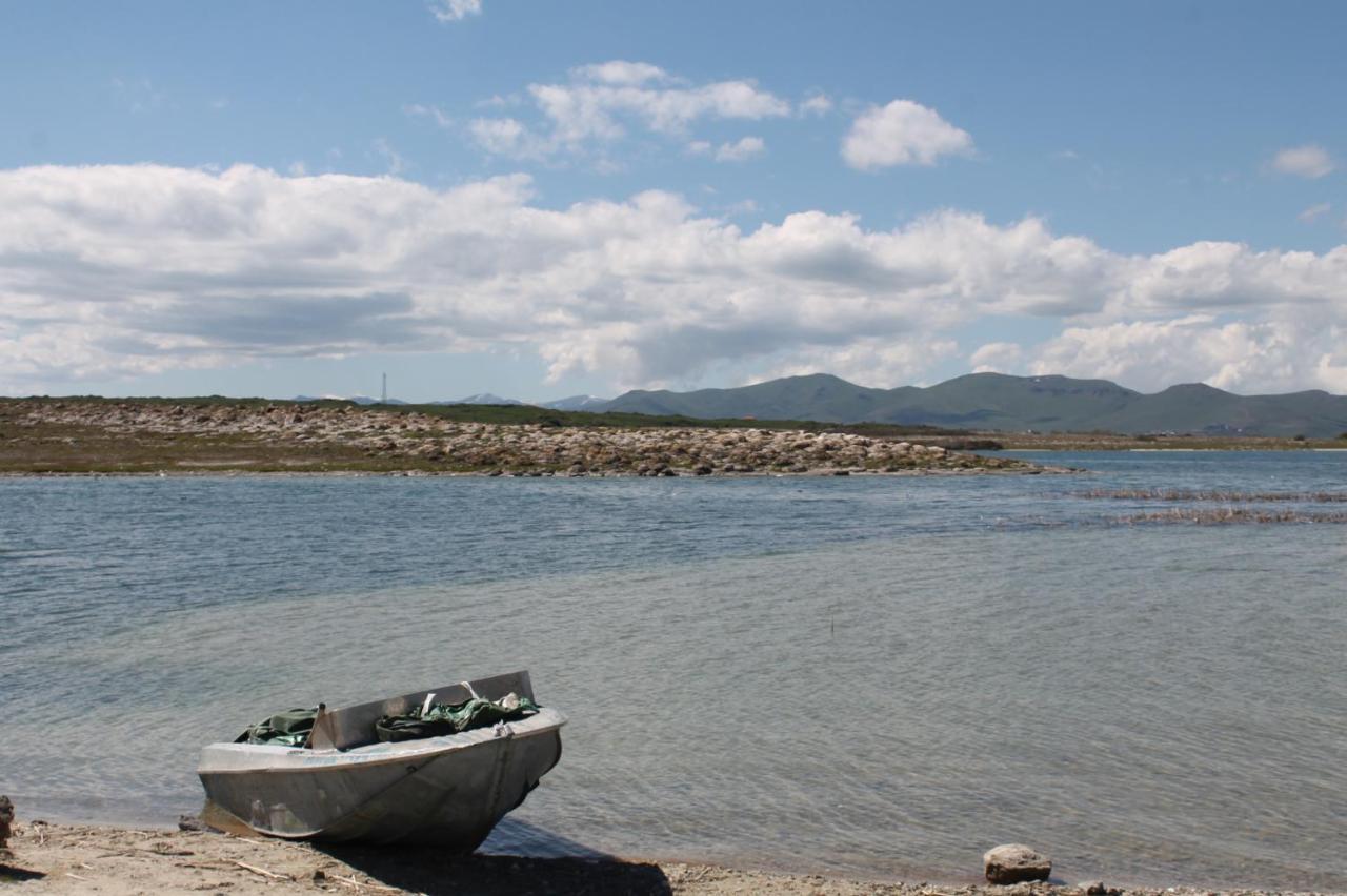 Sevan - Tsovazard Beach House Hotell Exteriör bild